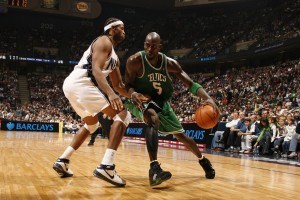 开云体育下载-数据爆炸背后，塔图姆的全面进化与独行侠的防守困境